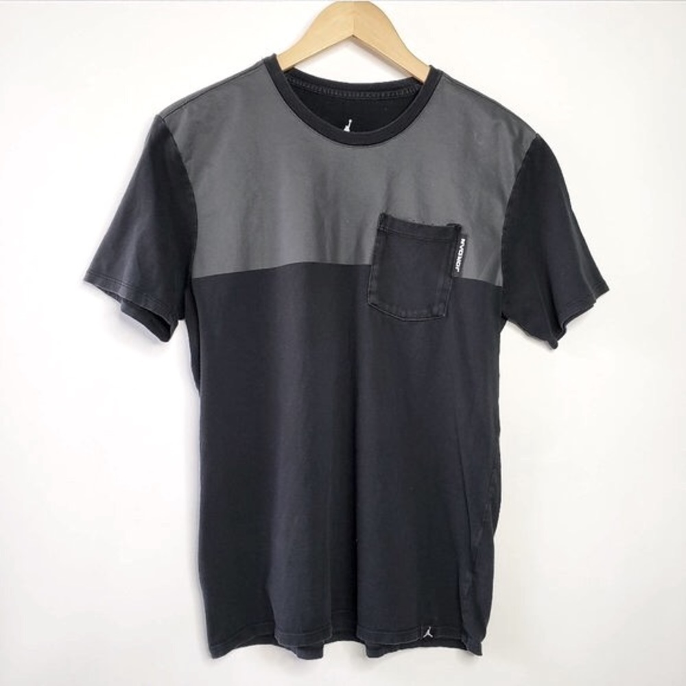 Jordan Two Tone One Pocket Tee Shirt M‎